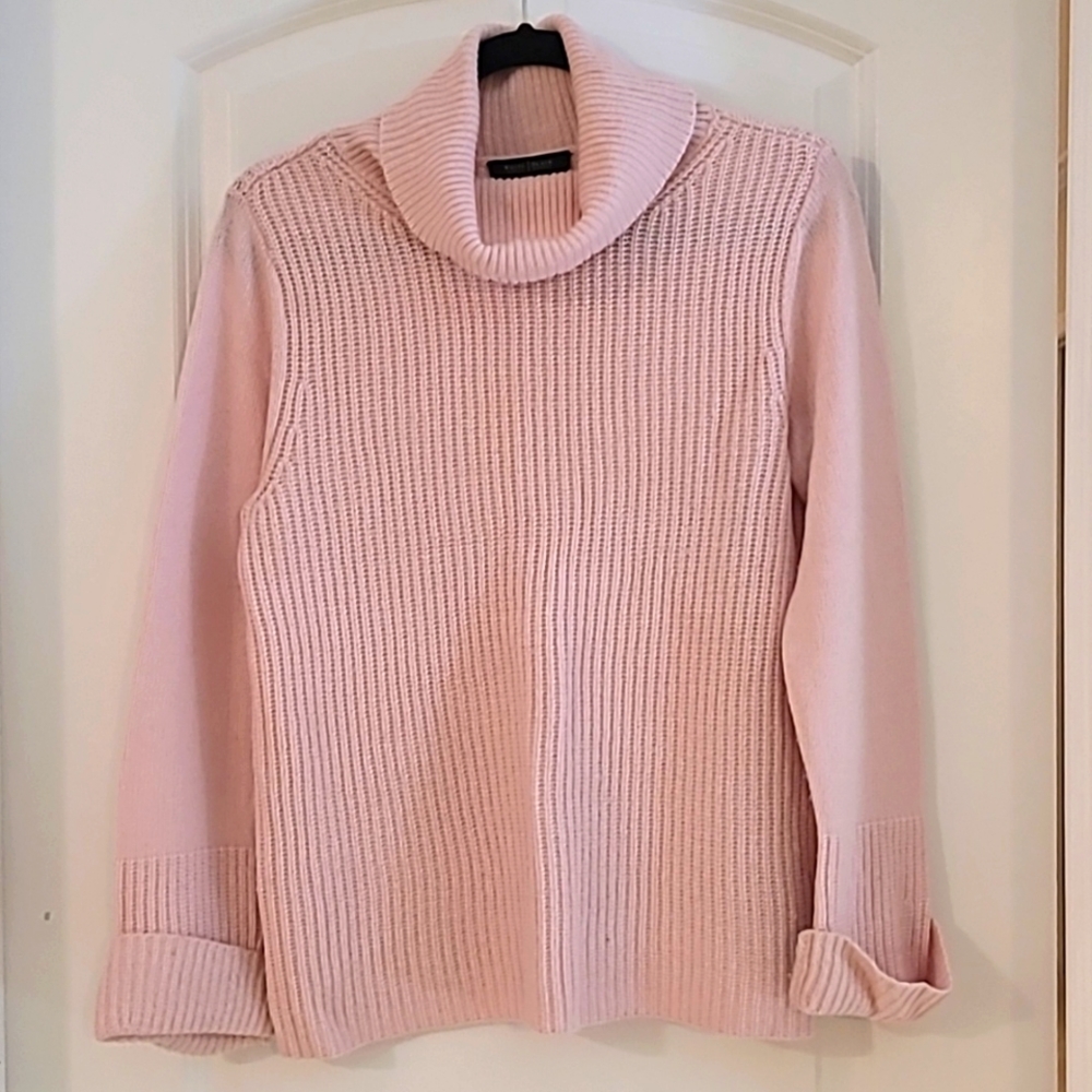 Cattle Neck Sweater